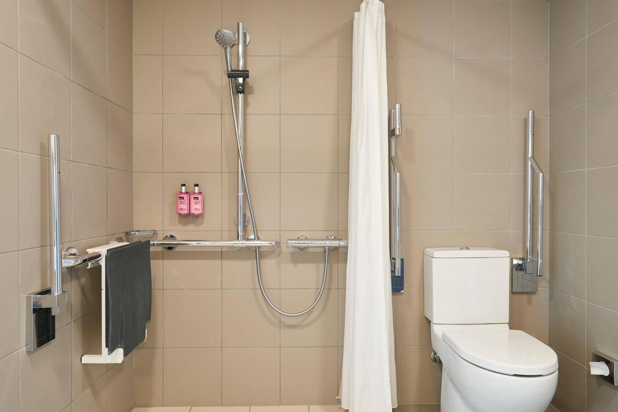 Moxy Edinburgh Airport Hotel Ingliston Luaran gambar